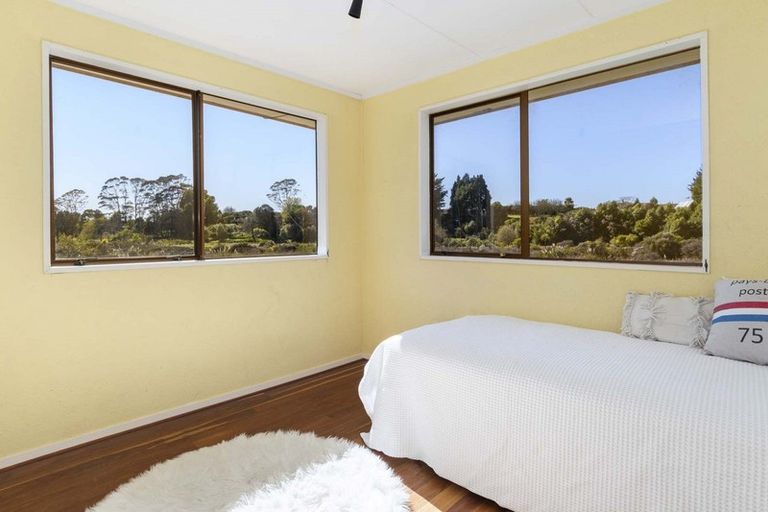 Photo of property in 30 Ngapeke Road, Welcome Bay, Tauranga, 3175