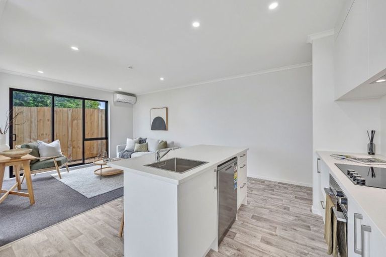 Photo of property in 9/16 Russell Road, Manurewa, Auckland, 2102