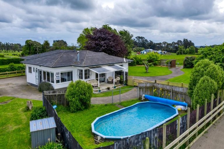Photo of property in 444 Fraser Road, Normanby, Hawera, 4673