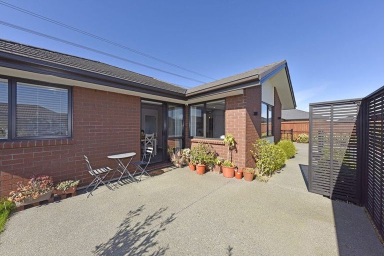 Photo of property in 19 Arabella Crescent, Yaldhurst, Christchurch, 8042