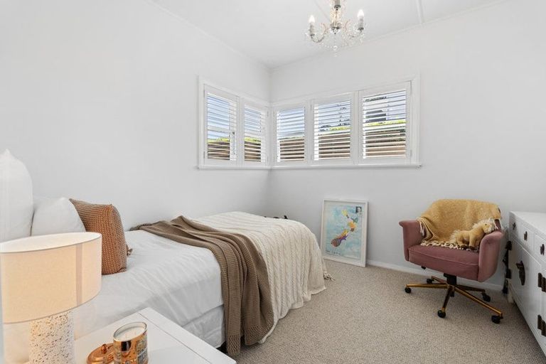 Photo of property in 31 Church Street, Northcote Point, Auckland, 0627