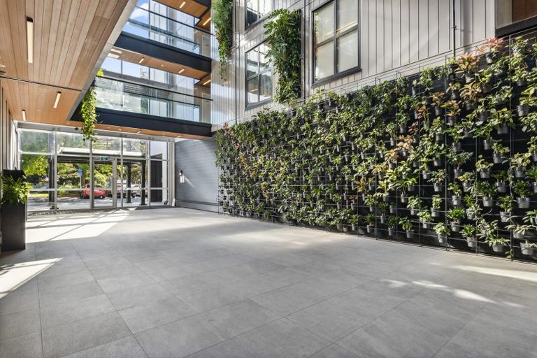 Photo of property in The Victor, 411/4 Bute Road, Browns Bay, Auckland, 0630