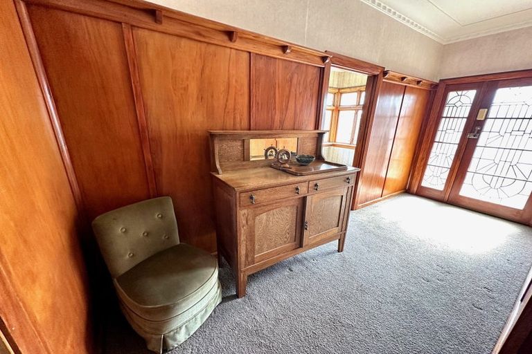 Photo of property in 201 Clyde Street, Balclutha, 9230