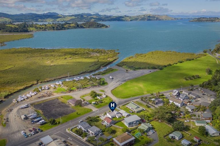 Photo of property in 316 Wharf Road, Coromandel, 3506