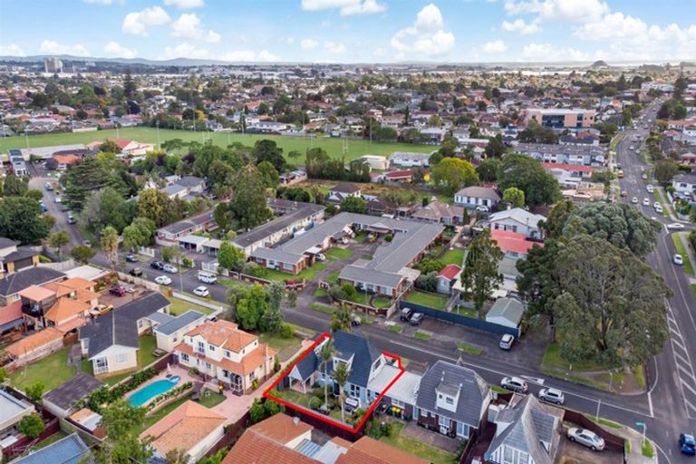 Photo of property in 6 Oakland Avenue, Papatoetoe, Auckland, 2025