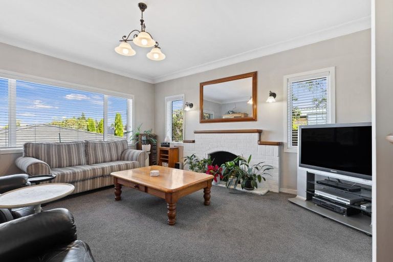 Photo of property in 34 Hinton Avenue, Forest Lake, Hamilton, 3200