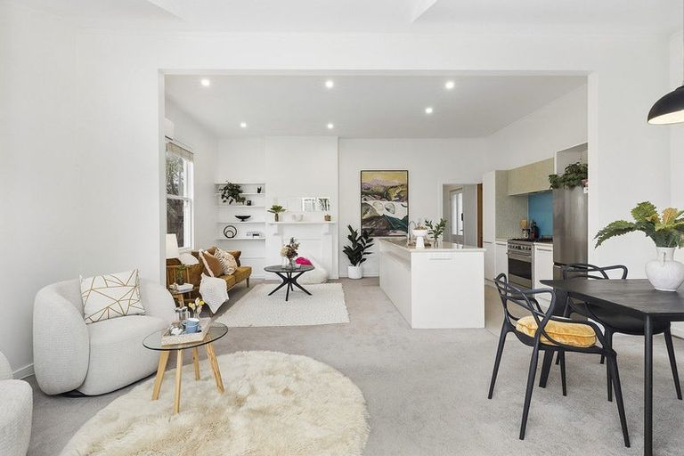 Photo of property in 30 Cleveland Street, Brooklyn, Wellington, 6021