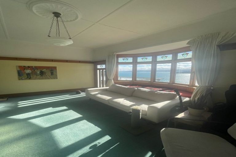 Photo of property in 21 Grafton Road, Roseneath, Wellington, 6011