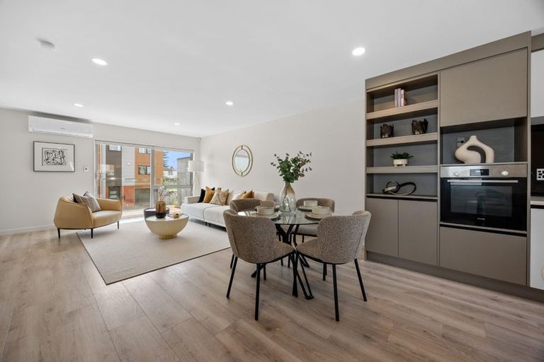 Photo of property in 4 Meritage Lane, Te Atatu South, Auckland, 0610