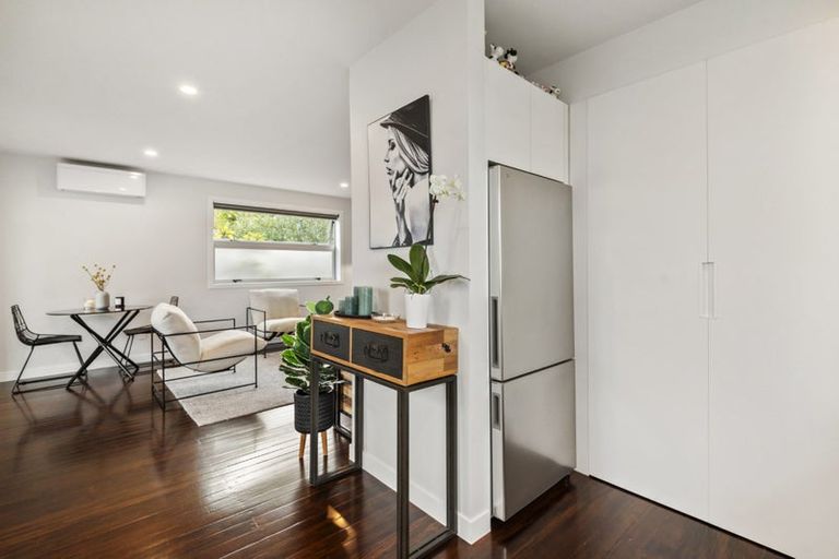 Photo of property in 1/2a Earnoch Avenue, Takapuna, Auckland, 0622