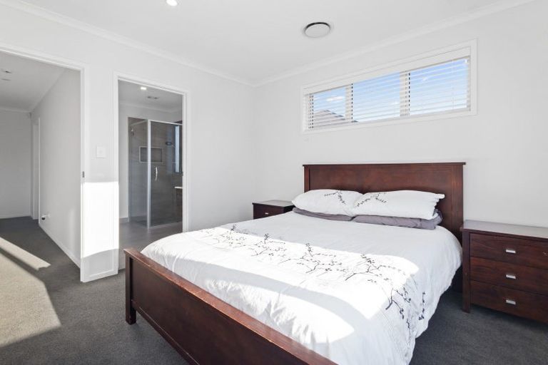 Photo of property in 15 Catherine Mclean Road, Pukekohe, 2120