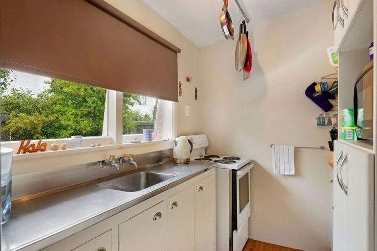 Photo of property in 2/28a Clyde Road, Upper Riccarton, Christchurch, 8041