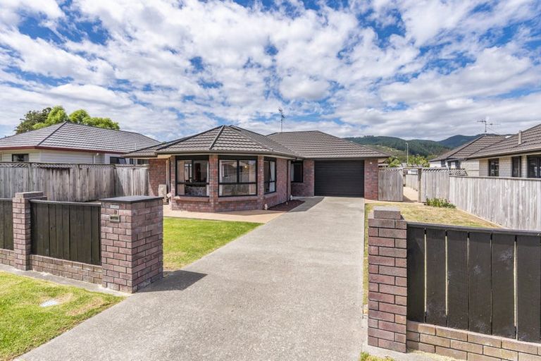Photo of property in 62 Arawhata Road, Paraparaumu, 5032