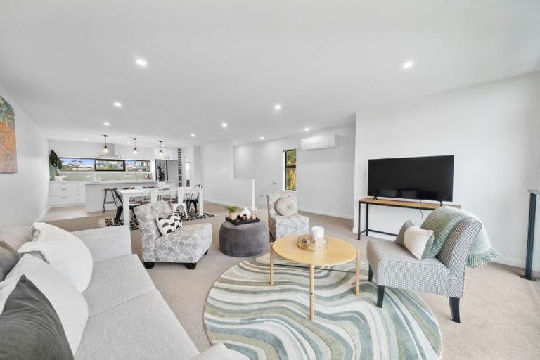 Photo of property in 15 Nanda Way, Khandallah, 6035