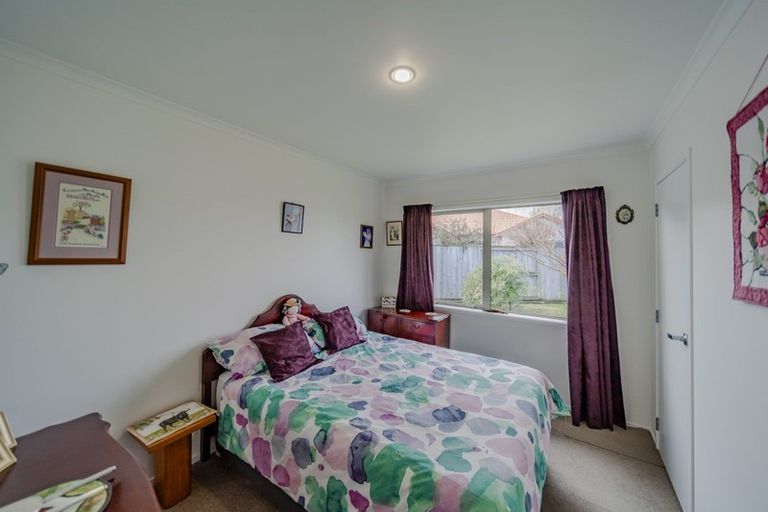 Photo of property in 82 Belgrove Drive, Waipukurau, 4200