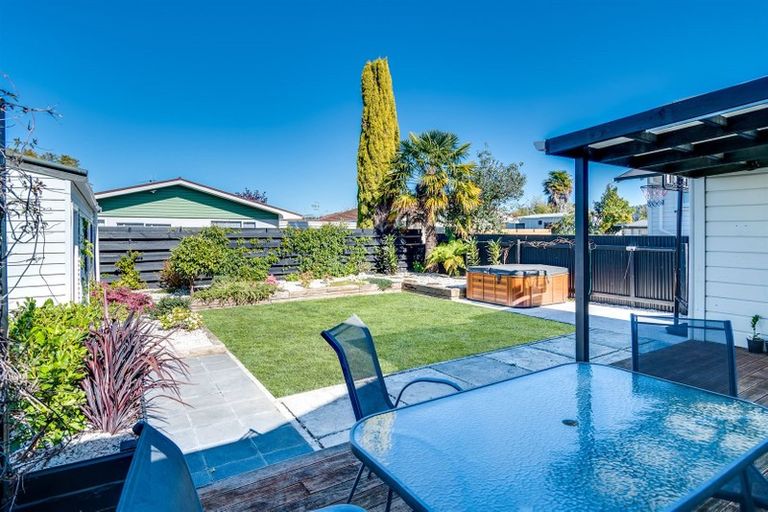 Photo of property in 20 Avenue Road, Greenmeadows, Napier, 4112
