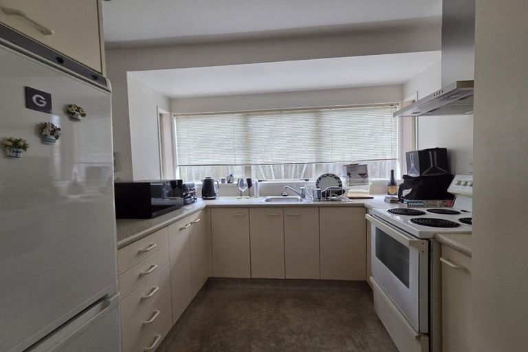 Photo of property in 72 Blighs Road, Strowan, Christchurch, 8052