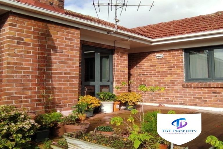 Photo of property in 2/32 Wintere Road, Papatoetoe, Auckland, 2025