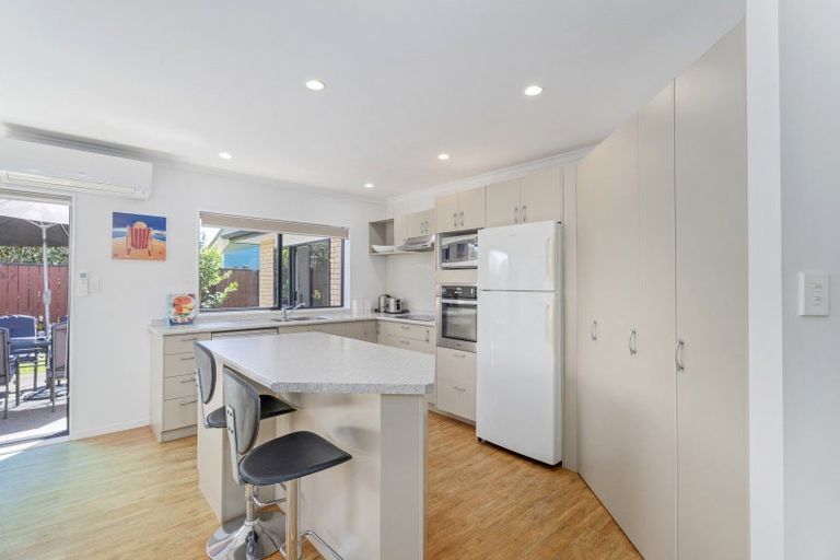 Photo of property in 1 Cobham Lane, Whitianga, 3510