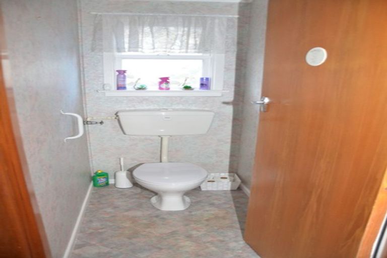 Photo of property in 23 Lowestoft Street, Balclutha, 9230