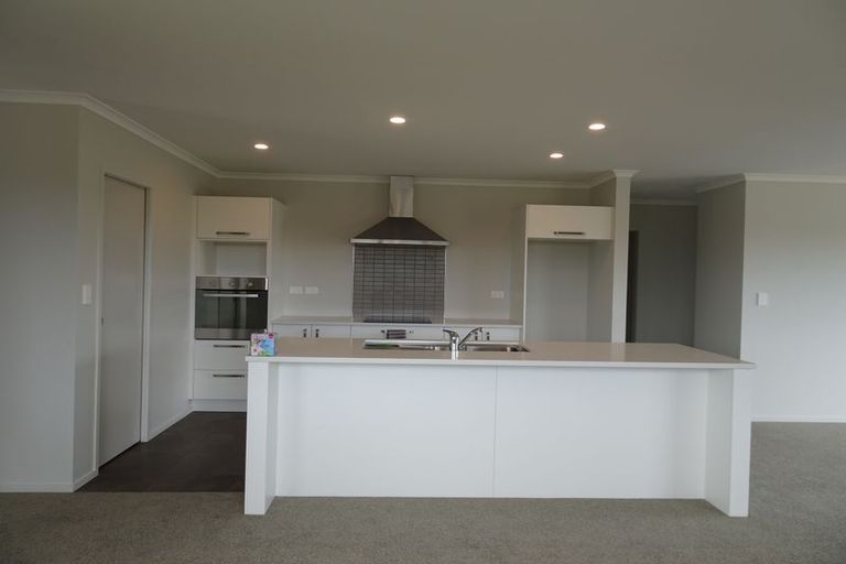 Photo of property in 6 Piata Street, Papamoa Beach, Papamoa, 3118