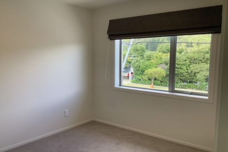 Photo of property in 1119c High Street, Taita, Lower Hutt, 5011