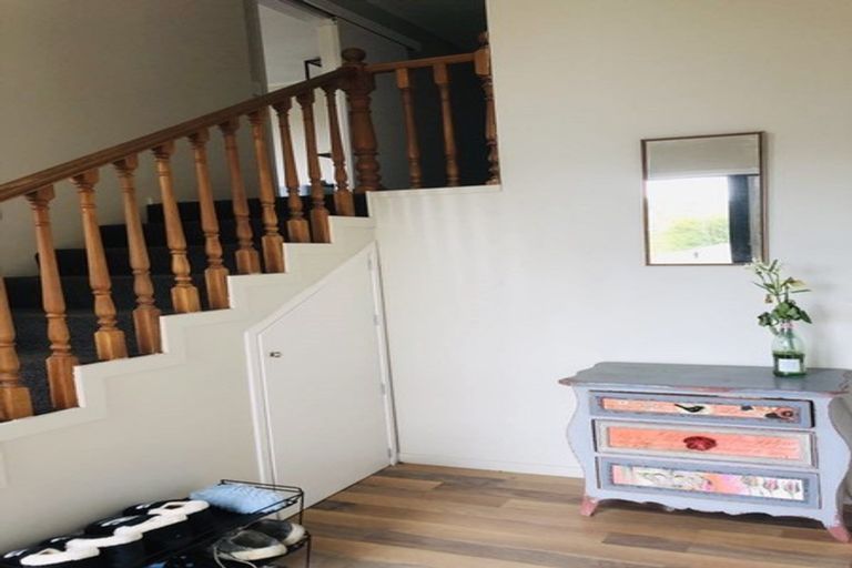 Photo of property in 16 Sunburst Lane, Torbay, Auckland, 0630