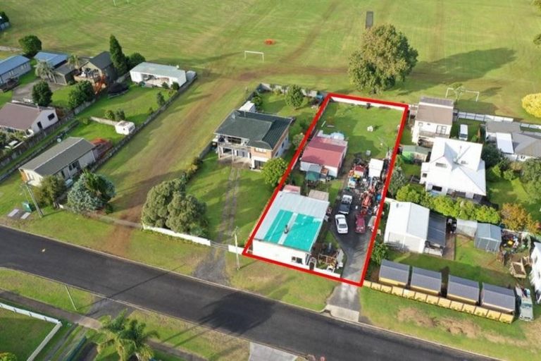 Photo of property in 103 Ajax Road, Whangamata, 3620