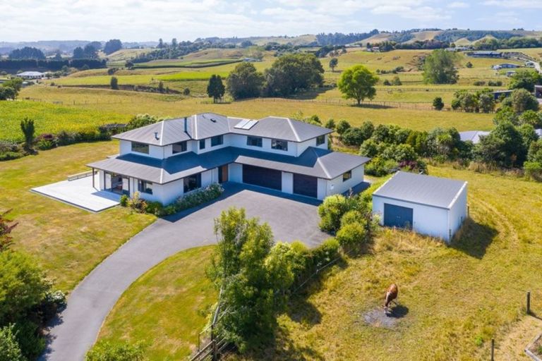 Photo of property in 91 Kaipikari Road, Urenui, 4375
