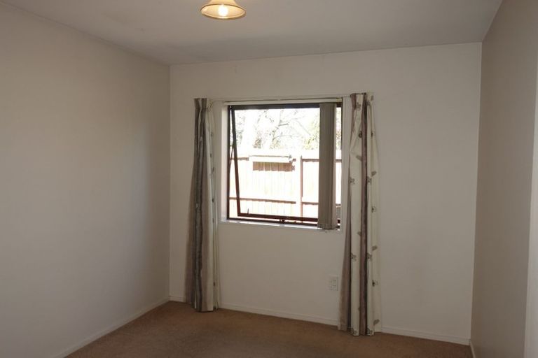 Photo of property in 2/67 Veitches Road, Casebrook, Christchurch, 8051