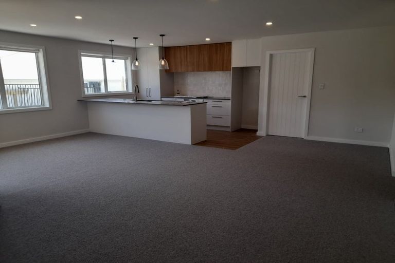 Photo of property in 1 Nottingham Road, Omokoroa, 3114