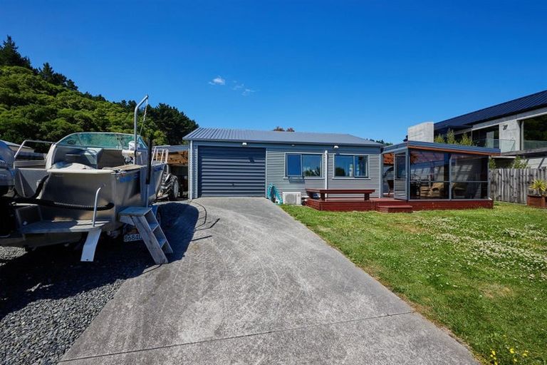 Photo of property in 48 Kotare Place, South Bay, Kaikoura, 7300