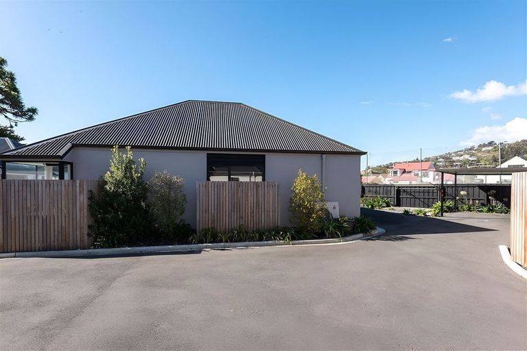 Photo of property in 7/71b Main Road, Redcliffs, Christchurch, 8081