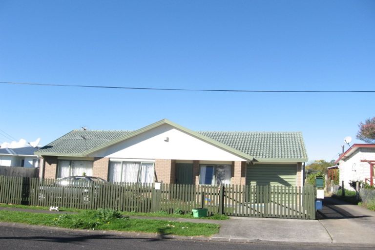 Photo of property in 4/11 Cambridge Road, Manurewa, Auckland, 2102