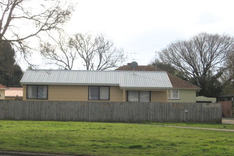 Photo of property in 79 Fairfield Road, Fairfield, Hamilton, 3214