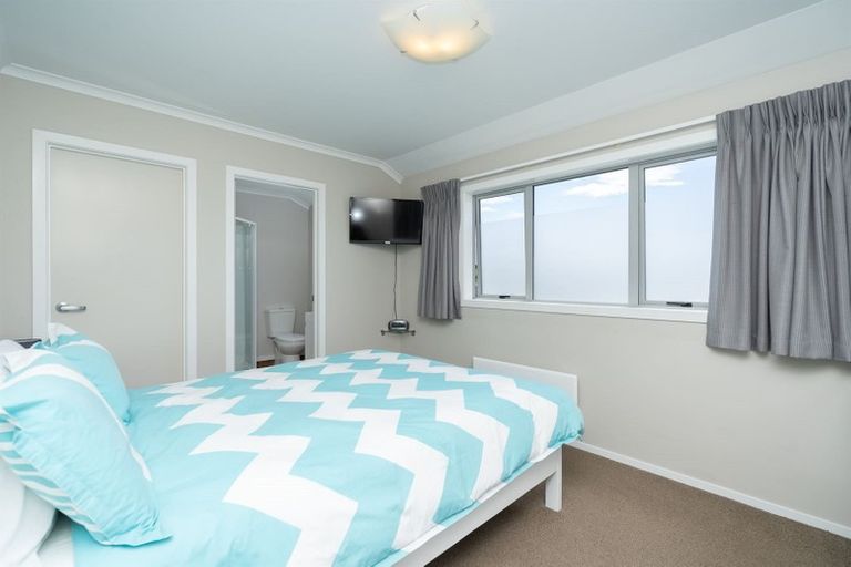 Photo of property in 6/27 Jones Crescent, Melville, Hamilton, 3206