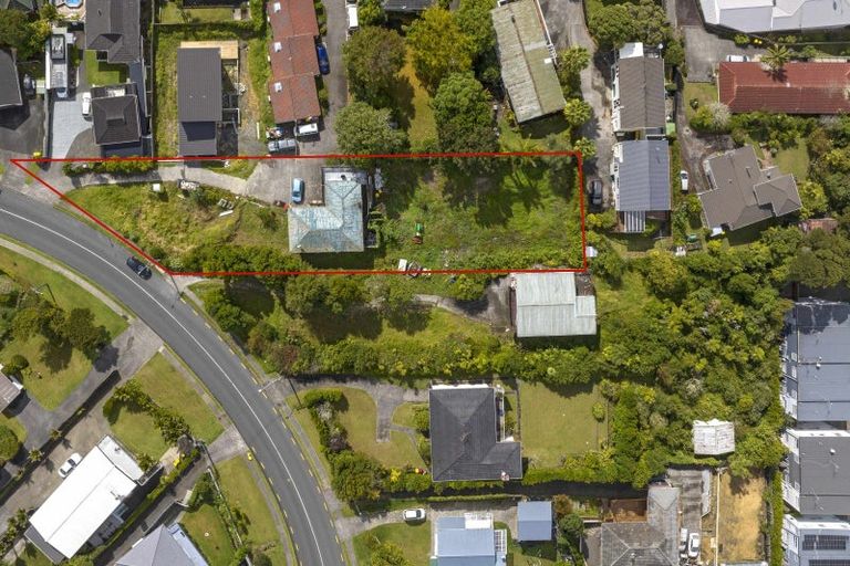 Photo of property in 2 Nigel Road, Browns Bay, Auckland, 0630