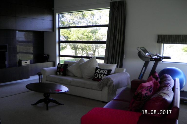 Photo of property in 32 Metcalfe Road, Ngahinapouri, Hamilton, 3290