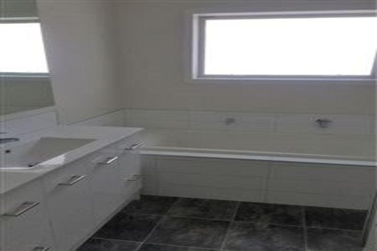 Photo of property in 34 Sims Road, Te Horo Beach, Otaki, 5581