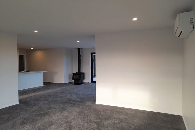 Photo of property in 24 Puna Rise, Wharewaka, Taupo, 3330