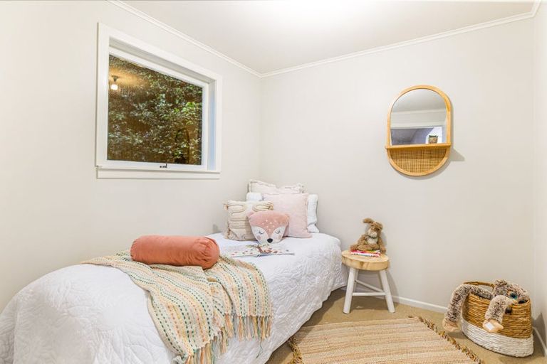 Photo of property in 1/13 Hammond Avenue, Hatfields Beach, Orewa, 0931