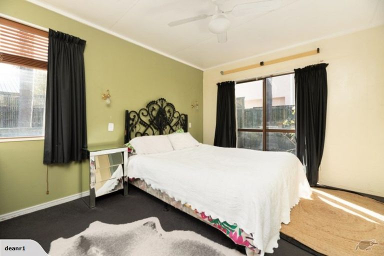 Photo of property in 75 Dickson Road, Papamoa Beach, Papamoa, 3118