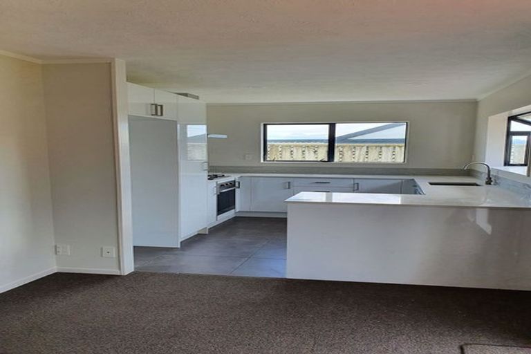 Photo of property in 26 Kentwood Drive, Woodridge, Wellington, 6037