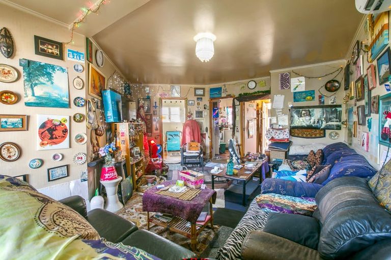 Photo of property in 2/184 Powderham Street, New Plymouth, 4310