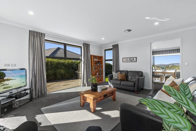 Photo of property in 38 Holyoake Terrace, Omokoroa, 3114