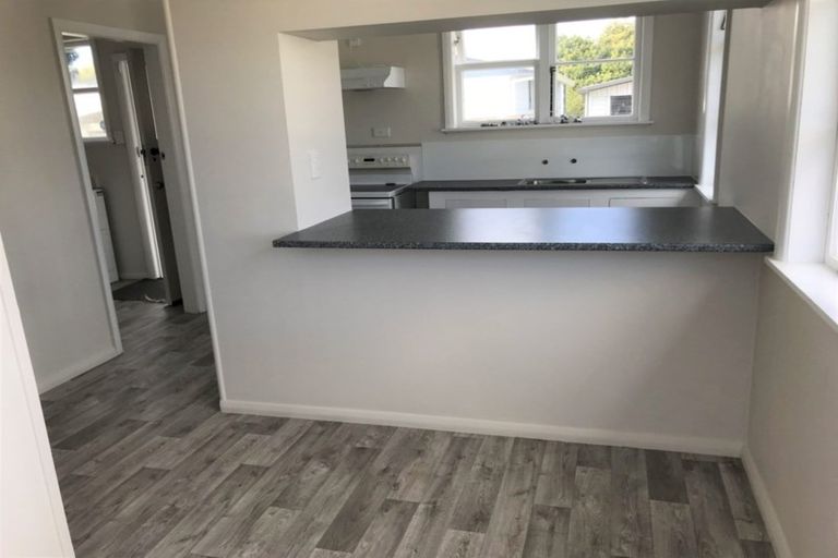 Photo of property in 12 Willis Street, Bader, Hamilton, 3206