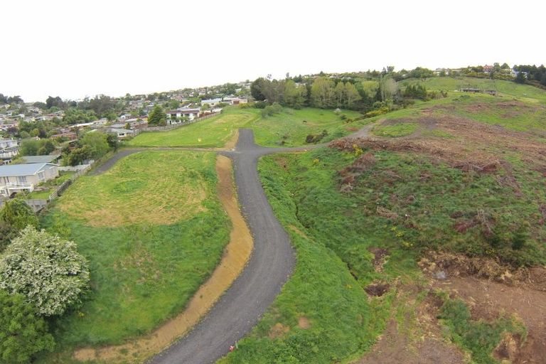 Photo of property in 13 Wattie Fox Lane, Kenmure, Dunedin, 9011