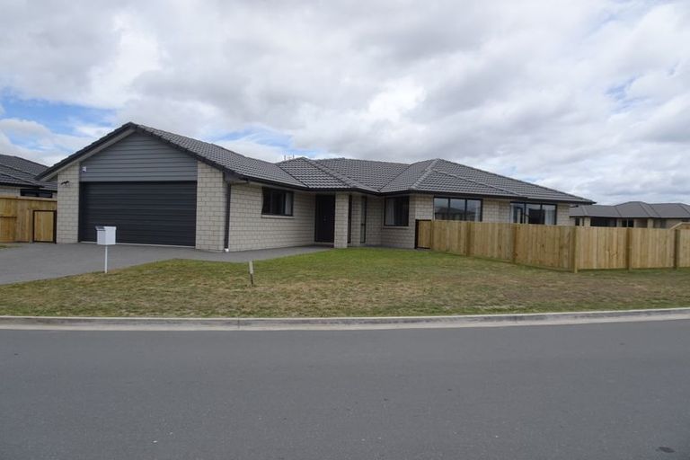 Photo of property in 6 Piata Street, Papamoa Beach, Papamoa, 3118