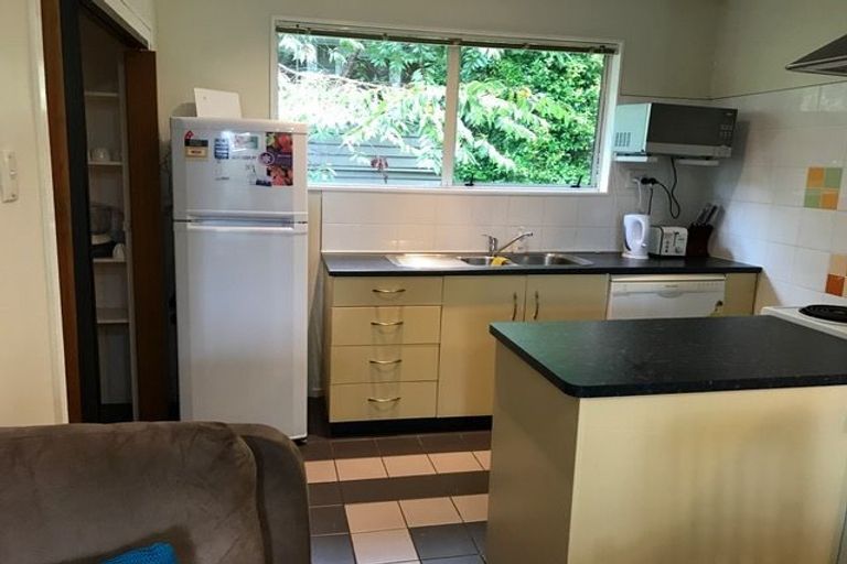 Photo of property in 54a Lincoln Avenue, Tawa, Wellington, 5028