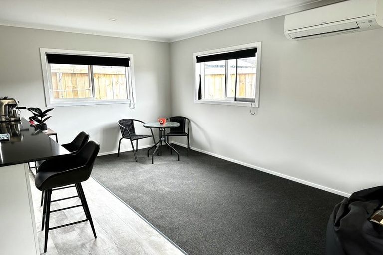 Photo of property in 32 Grovedale Square, Wainuiomata, Lower Hutt, 5014